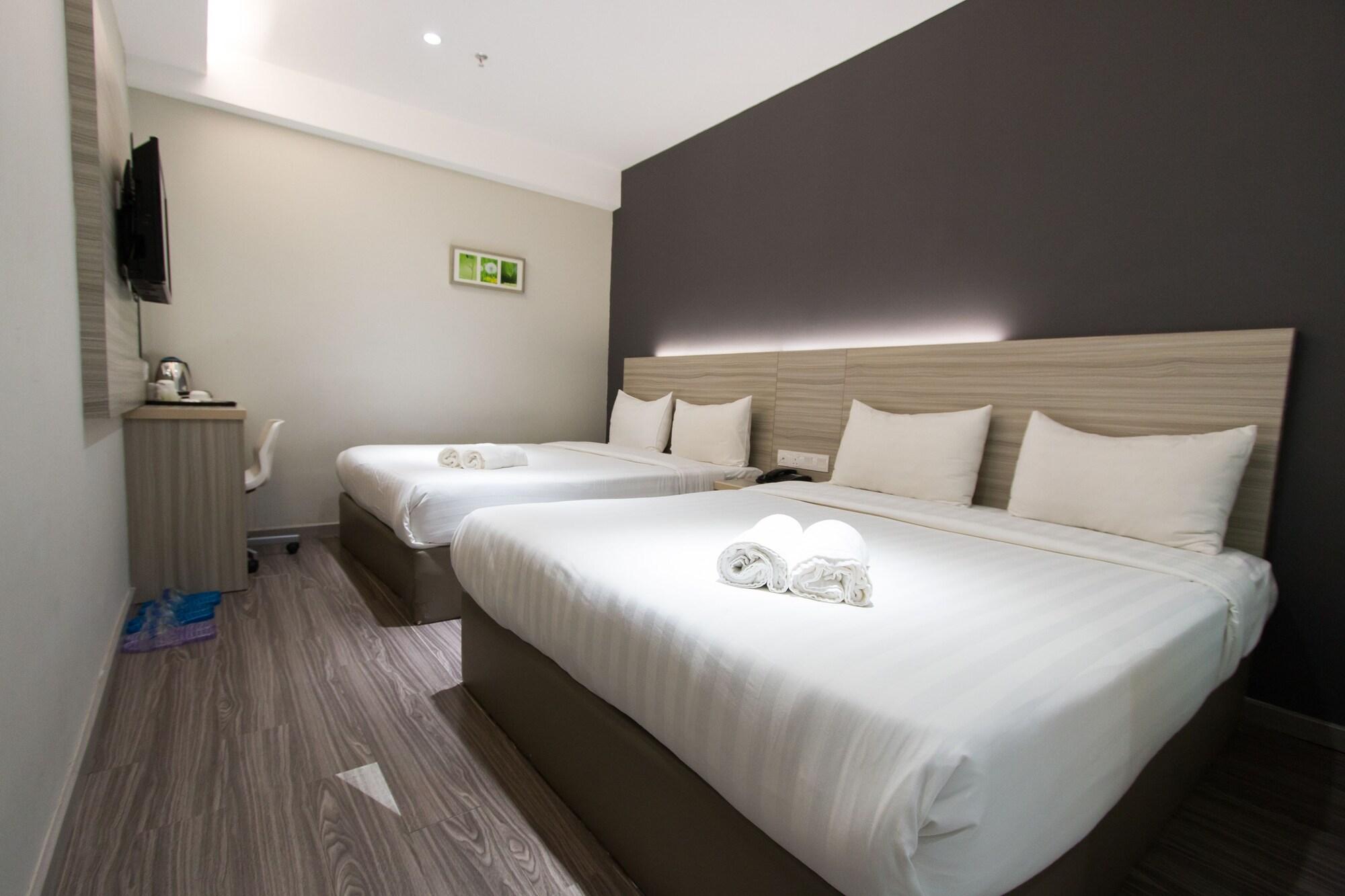 Hotel 99 Kelana Jaya Петалинг-Джая Экстерьер фото