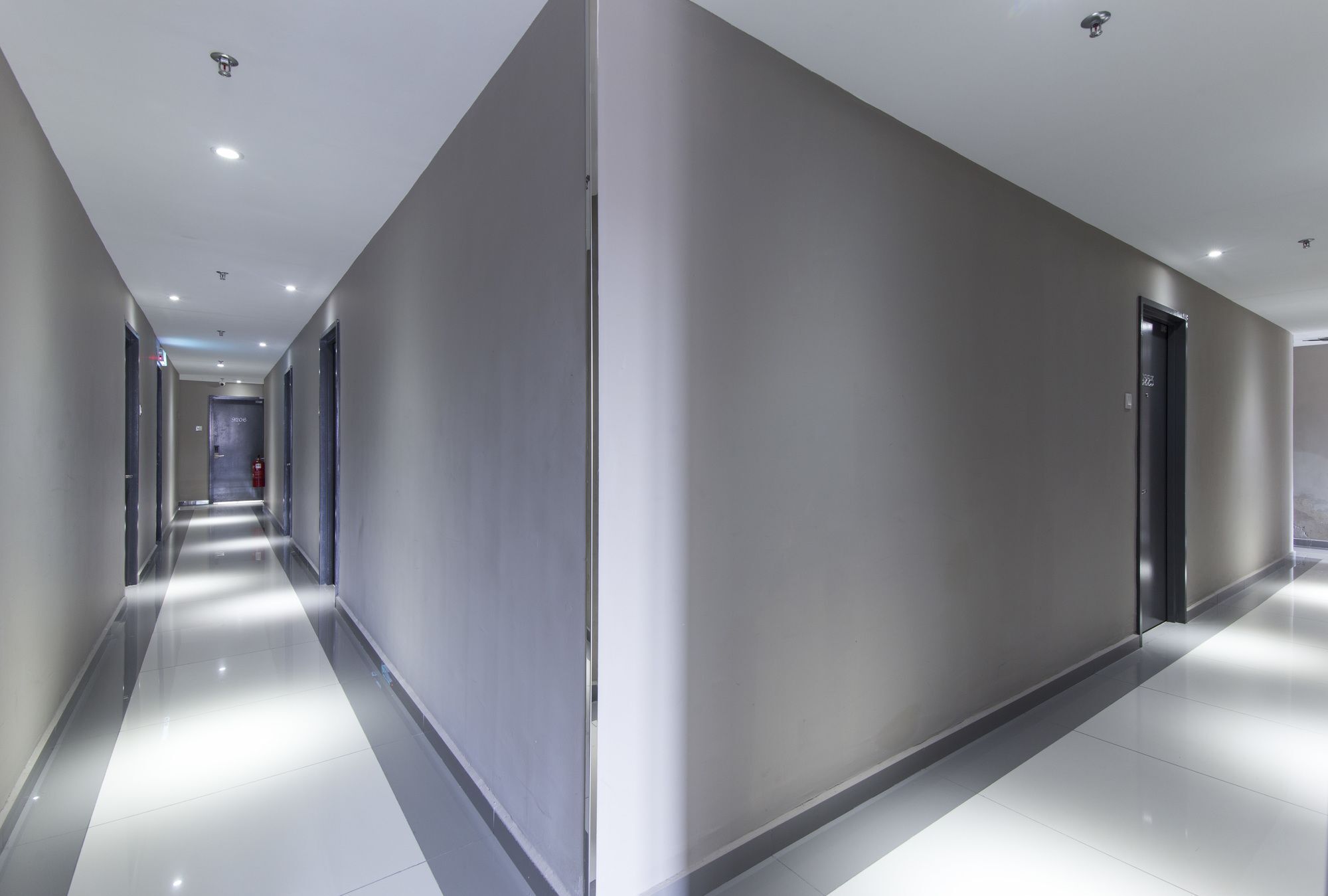 Hotel 99 Kelana Jaya Петалинг-Джая Экстерьер фото